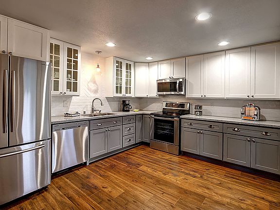 2nd image of 13816 Pinehurst Ln NW