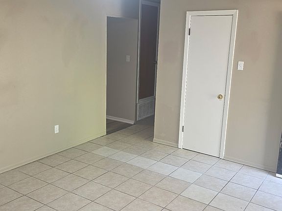2nd image of 8867 Bernay Dr