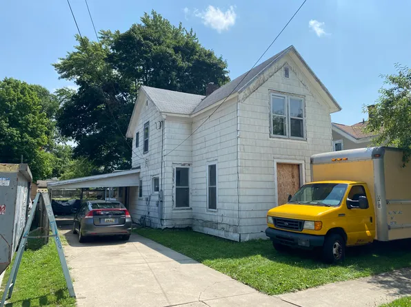 205 N 4th St, Sturgis, MI 49091