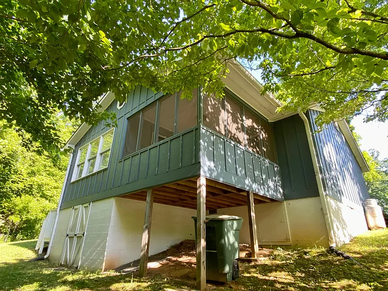 3827 Cavalier Dr — Photo 21