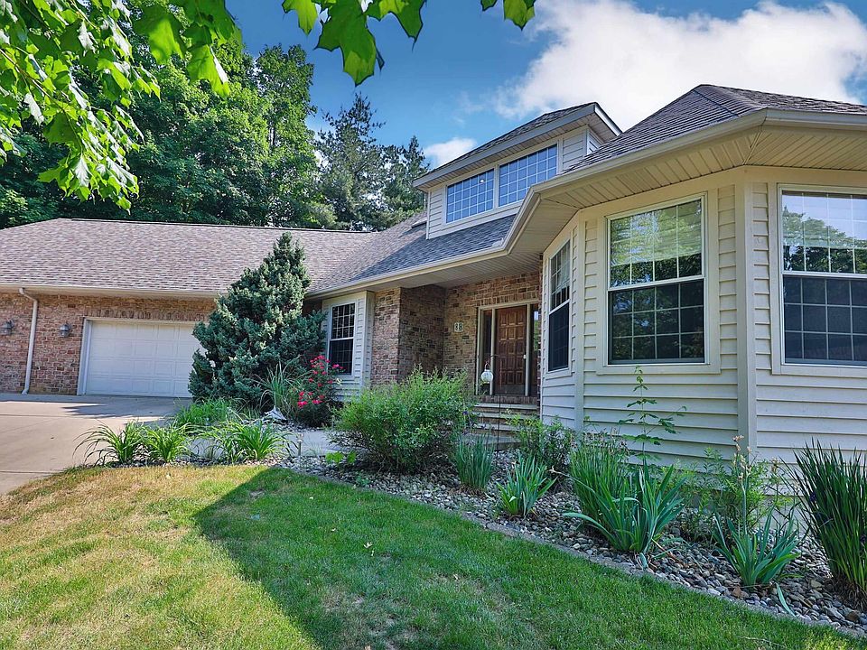 1102 Woodcrest Ln, Kendallville, IN 46755 MLS 202319519 Zillow