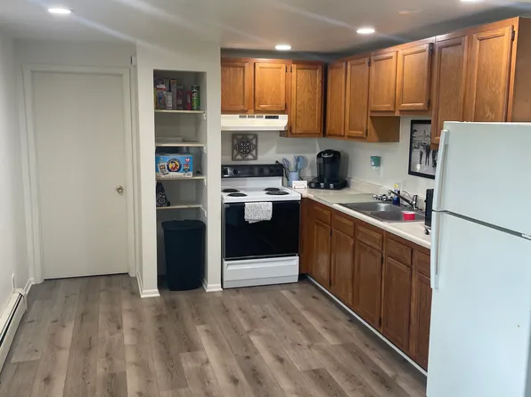 305 W Monroe St APT 3, Philo, IL 61864