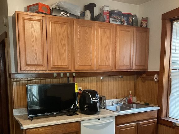 4th image of 1512 N Latrobe Ave
