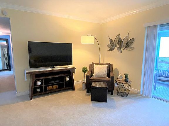 2nd image of 5897 Garden Ln #H21