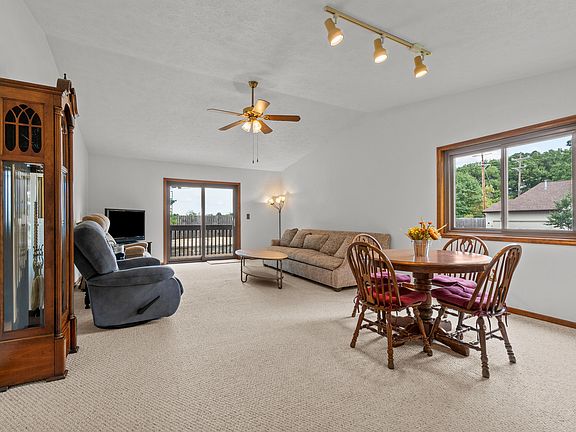 5th image of 2661 Stonebluff Dr SW