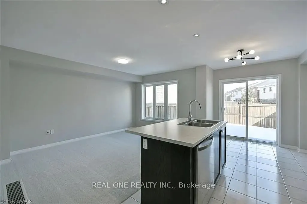 3 bed, $2,750 — Photo 3