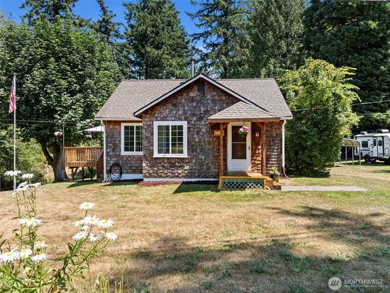 10125 NW Pioneer Road, Seabeck, WA 98380
