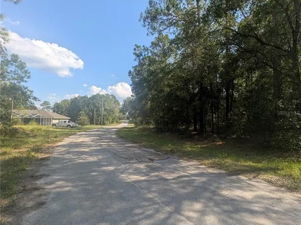 10484 N Holcomb Dr Lot 8, Dunnellon, FL 34434