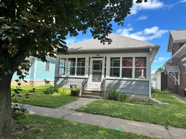 750 W 5th St, Winona, MN 55987