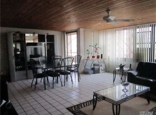 724 166th St APT 6C, Beechhurst, NY 11357