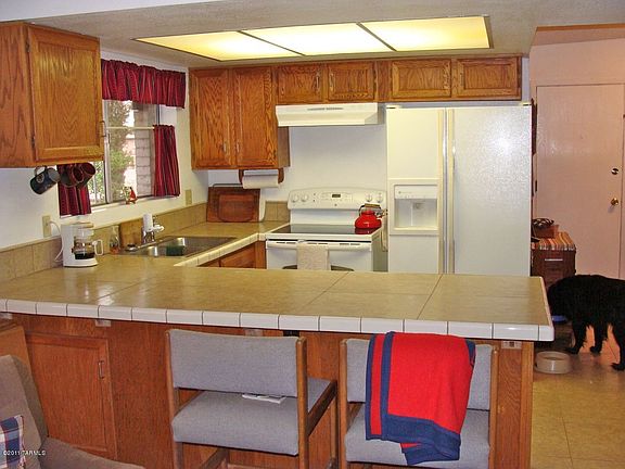 3rd image of 1454 W Liddell Dr