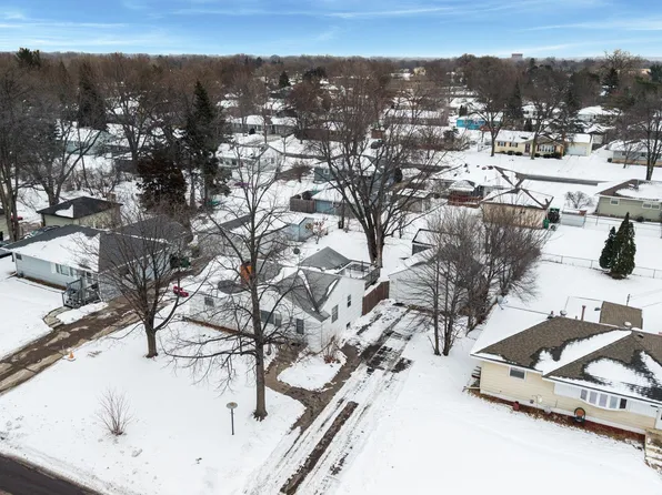 6318 Kyle Ave N, Brooklyn Center, MN 55429