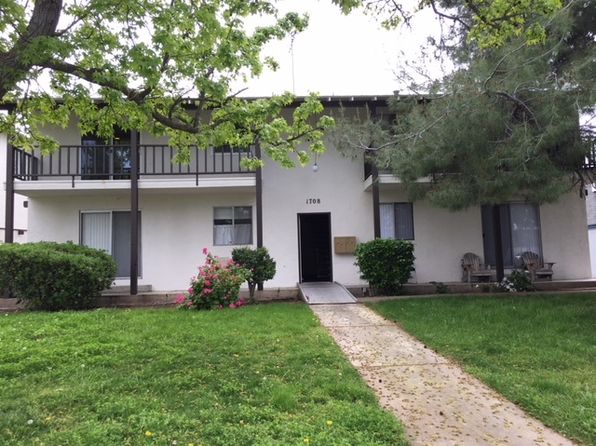 1708 Ross Cir APT 3