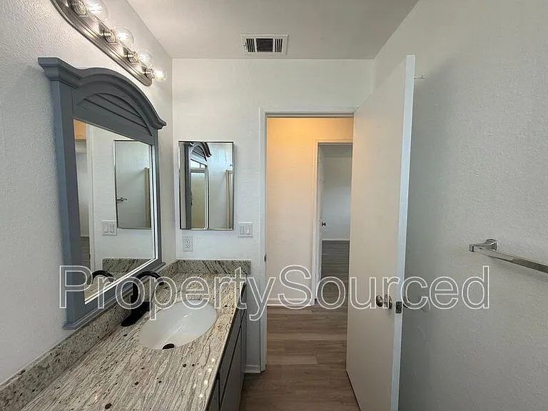 1944 Hickock Ct — Photo 25