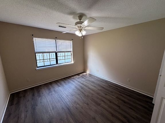 5th image of 1133 Fortner St APT A1