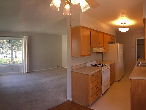 3rd image of 120 N Ellen St #A