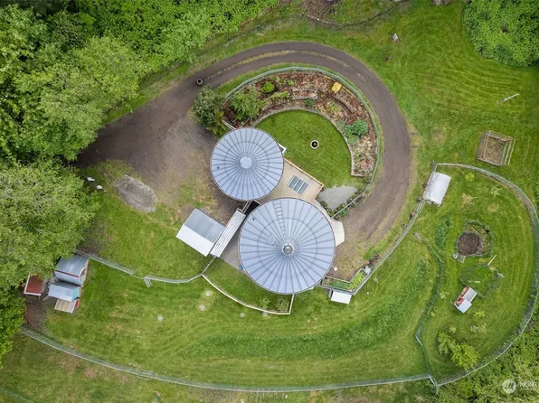 3617 Long Lake Rd SE, Port Orchard, WA 98366