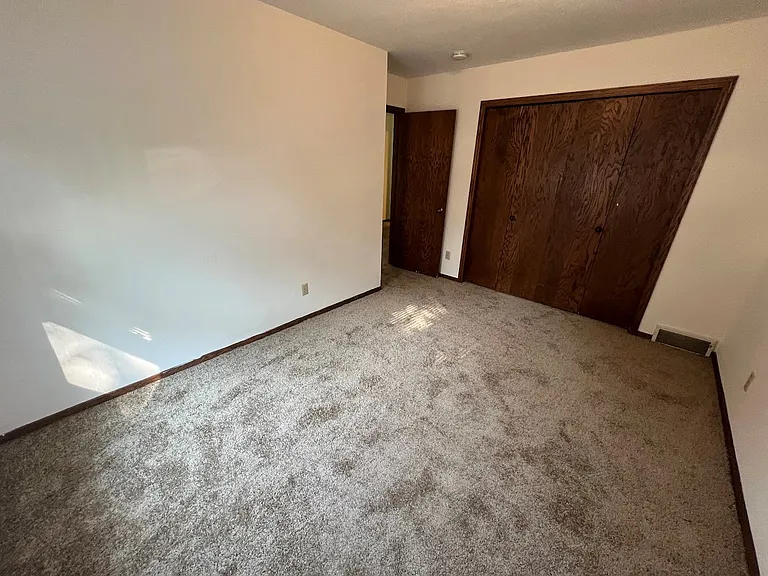 5306 Manitowoc Pkwy — Photo 28