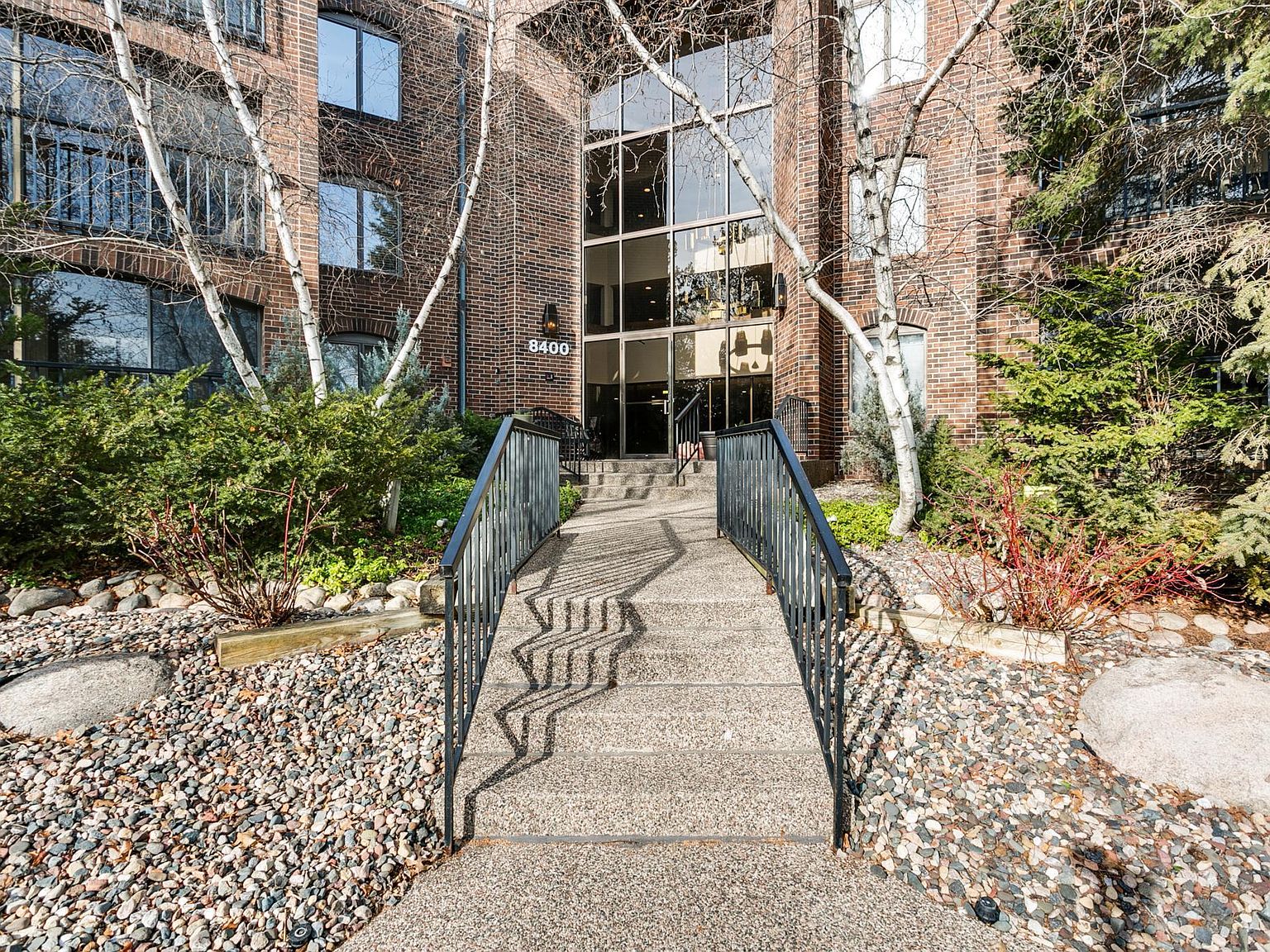 8400 Pennsylvania Rd APT 320, Bloomington, MN 55438 Zillow