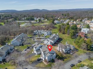 12 Buffalo Hollow Rd, Branchburg, NJ 08876
