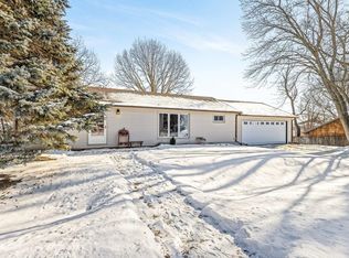 412 W Main St, Durand, IL 61024