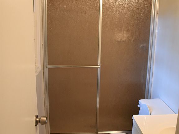 Renovated Full Bath 2