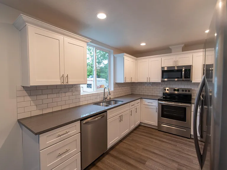 302 S Union Rd — Photo 4
