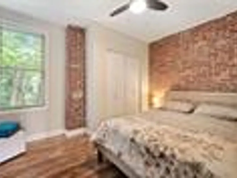 516 Borland St — Photo 18