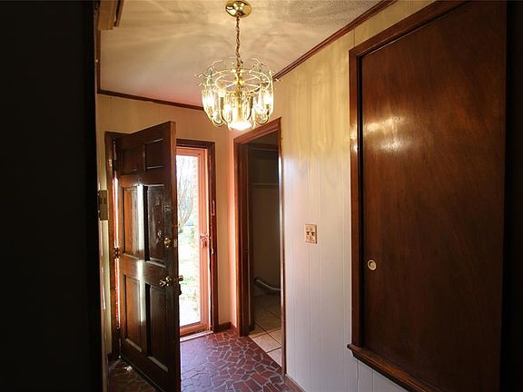 4th image of 3376 E Brookwood Dr