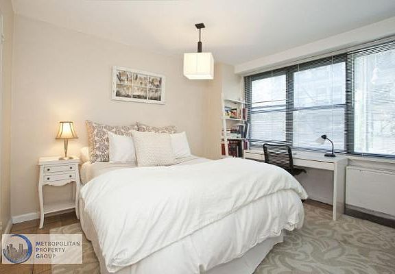 2nd image of 7 E 14th St APT 309