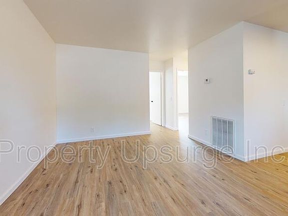 5th image of 71 Mono Ave #11