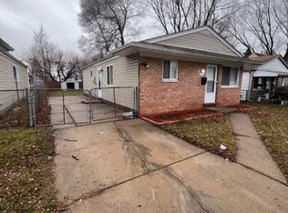 2176 Garrick Ave, Warren, MI 48091