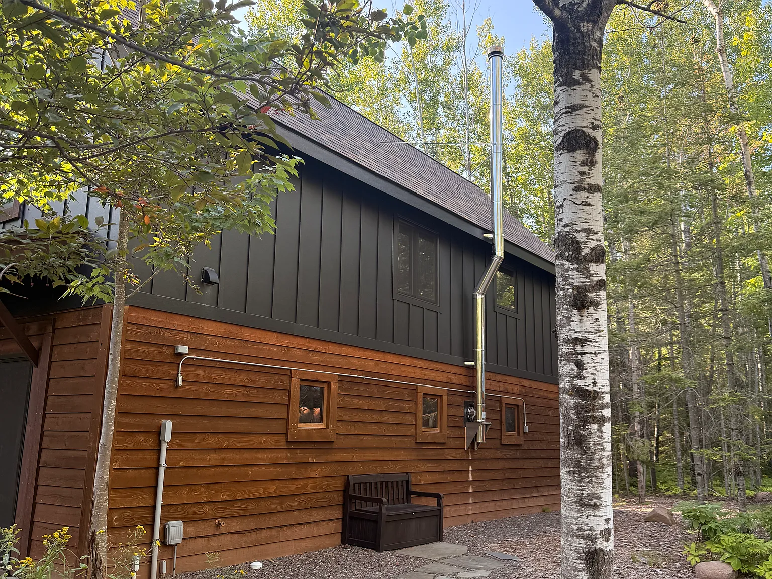 2 bed, 1200 sqft, $2,400 — Photo 3