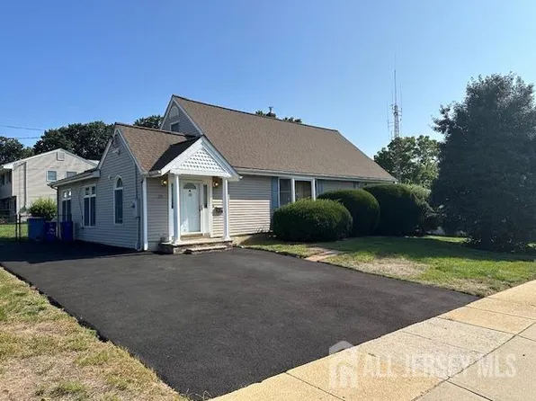 28 Athens Ave, South Amboy, NJ 08879