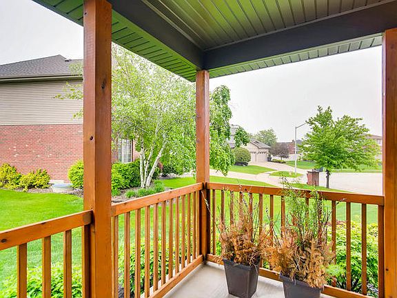 3rd image of 18306 White Oak Ct