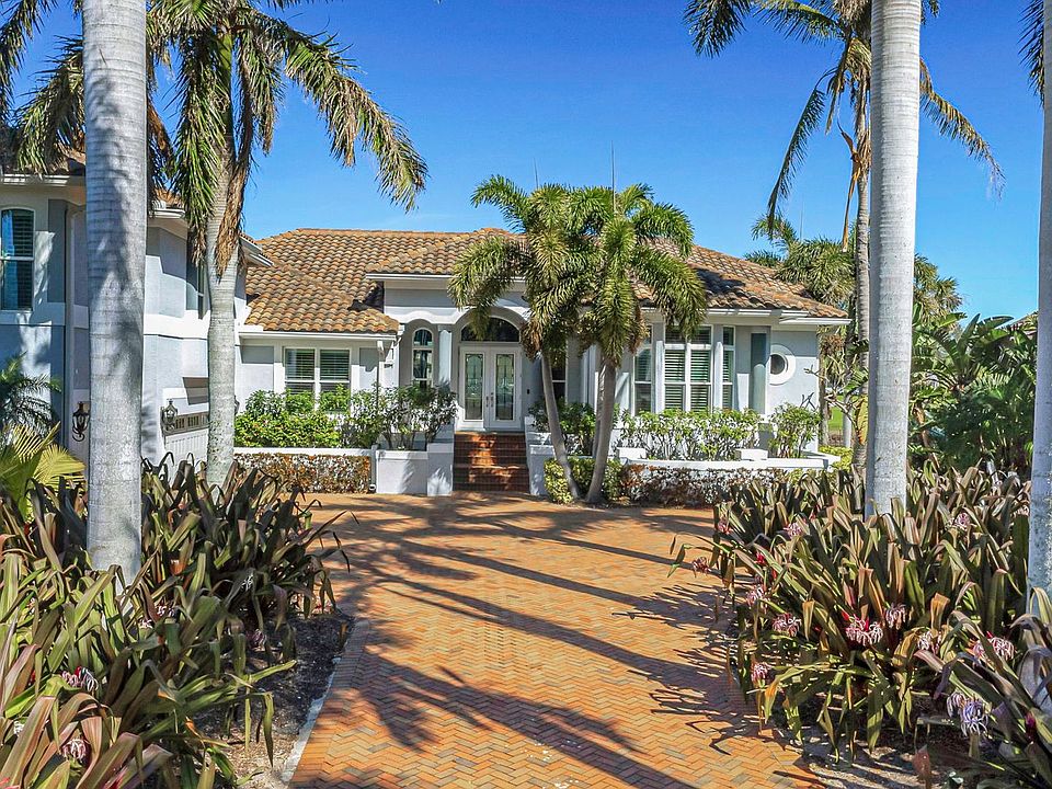 1st image of 6305 Pasadena Point Blvd