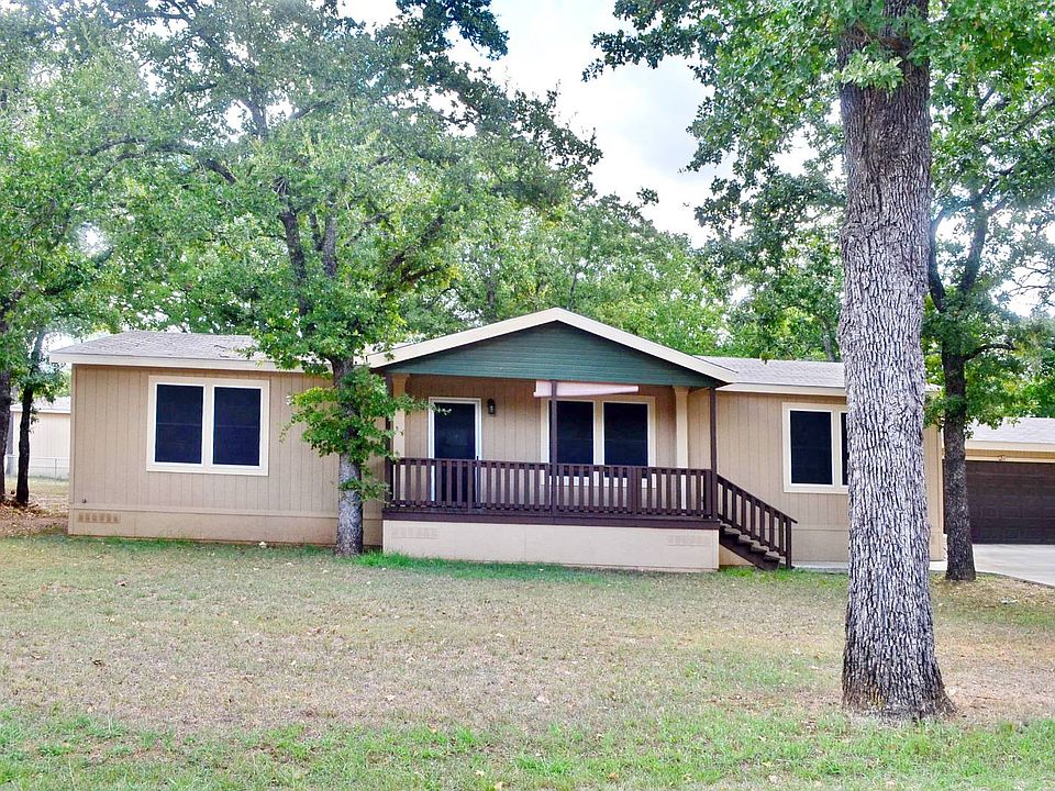1st image of 211 Windmill Oaks Ave