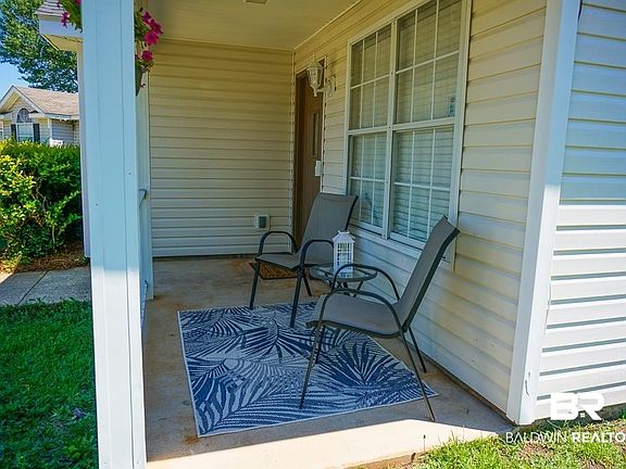 2nd image of 8470 Desert Oak Ct