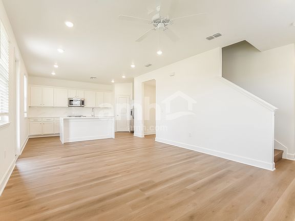 5th image of 2711 Radha Way
