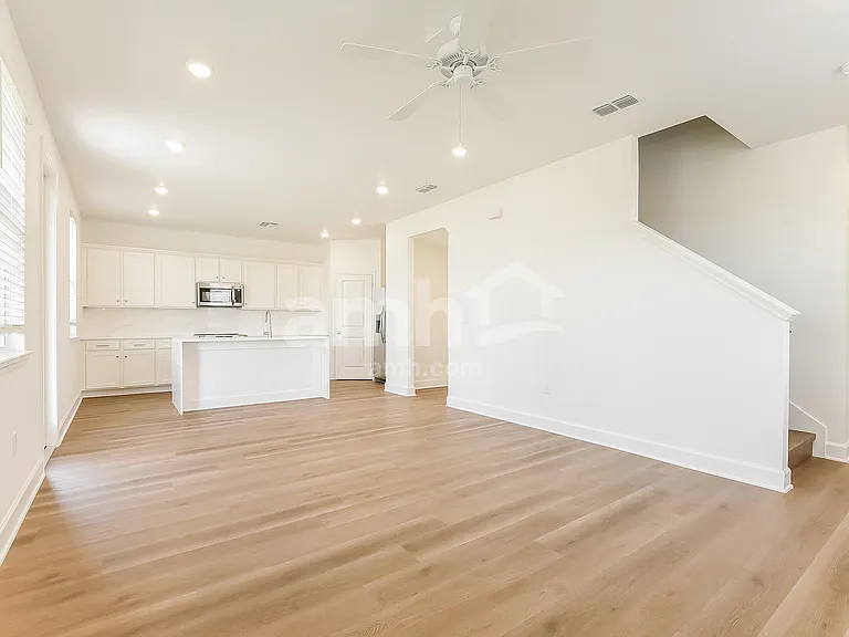 2715 Radha Way — Photo 5