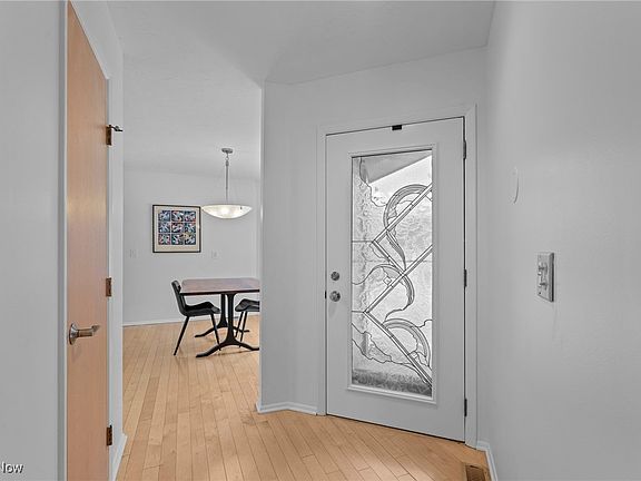 4th image of 25826 Fairmount Blvd