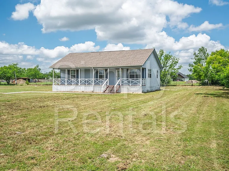 479 Mills Way — Photo 2