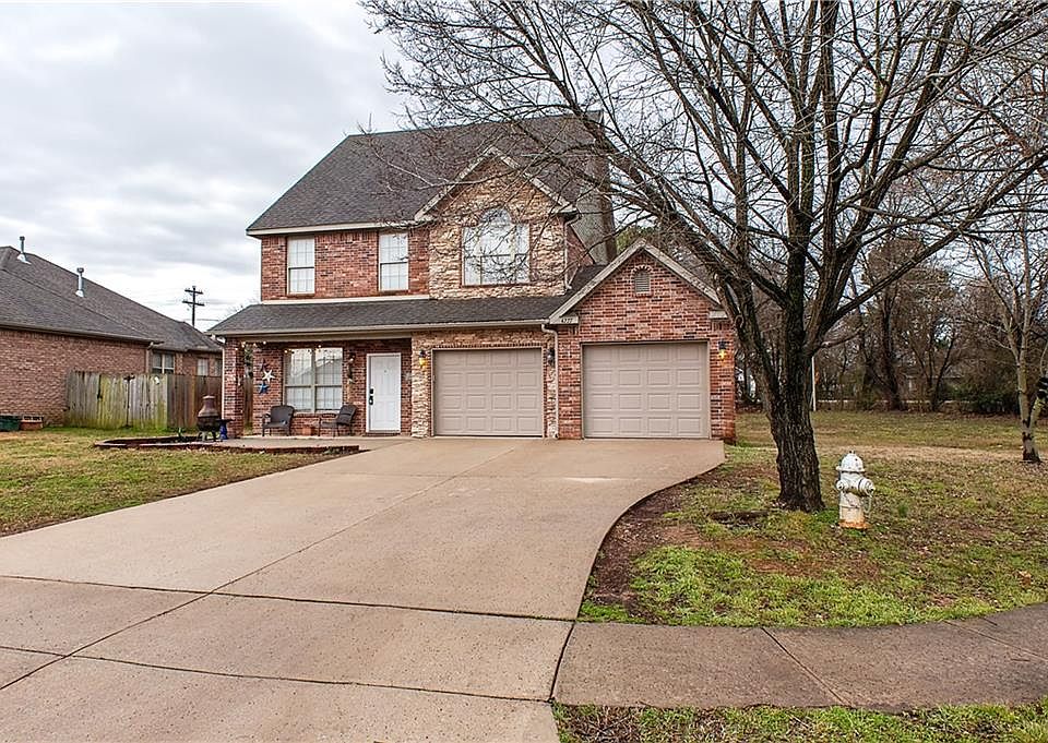 1st image of 4227 E Broomsage Dr