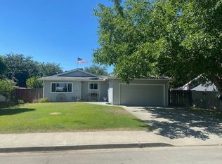 572 E Roosevelt St, Coalinga, CA 93210