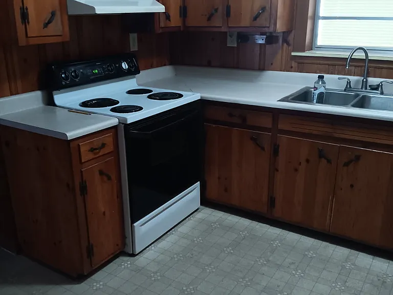 2888 Swamp Rd — Photo 2