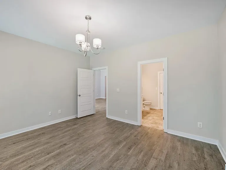 7944 Saint James Dr — Photo 10