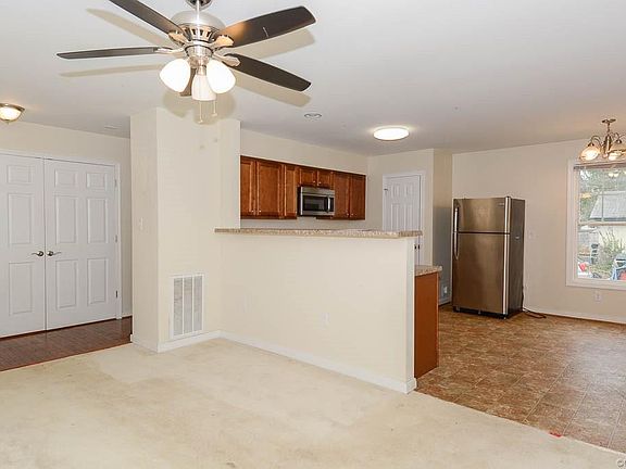 5th image of 2305 Mimosa Creek Cir