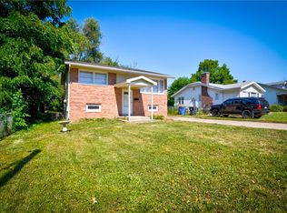 425 S 22nd Pl, Decatur, IL 62521