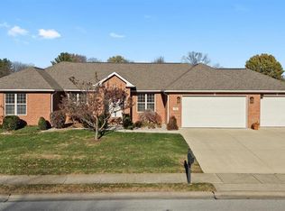 721 Victoria Ln, O Fallon, IL 62269