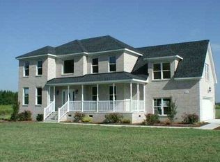 1852 Indian Creek Rd, Chesapeake, VA 23322